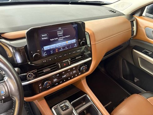 Used 2022 Nissan Pathfinder Platinum w/ Cargo Package image 25