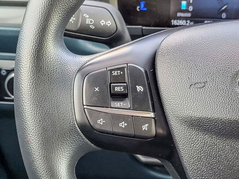 Used 2025 Ford Maverick XL w/ Equipment Group 102A AWD/4WD image 16