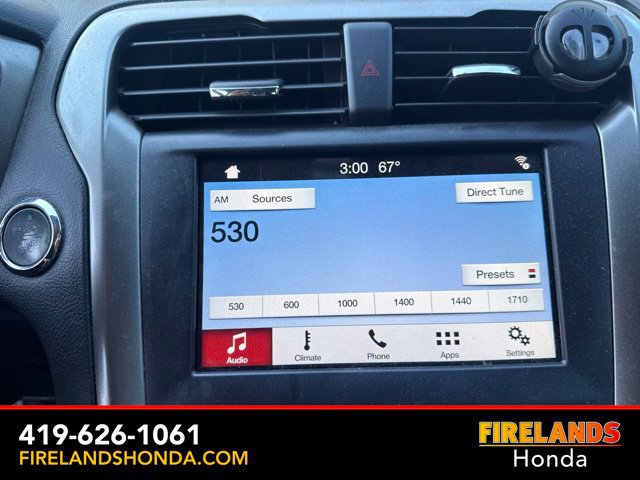 Used 2017 Ford Fusion SE w/ Equipment Group 201A FWD image 18