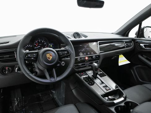 New 2026 Porsche Macan AWD/4WD image 13