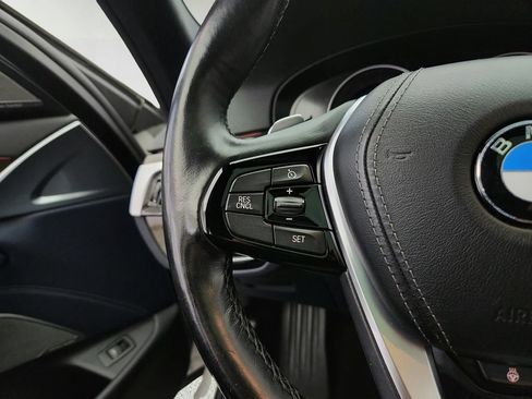 Used 2017 BMW 530i xDrive AWD/4WD image 20