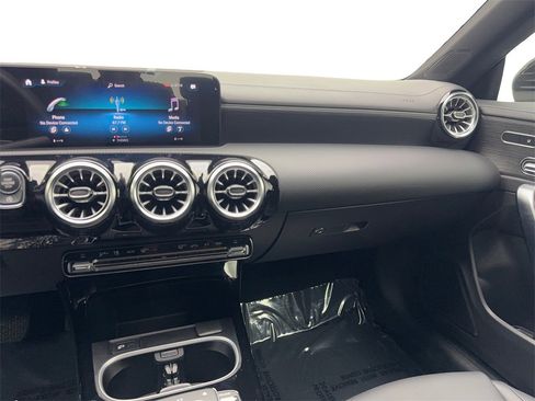 Used 2023 Mercedes-Benz CLA 250 4MATIC w/ Premium Package image 52