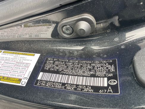 Used 2019 Lexus RC 300 image 11