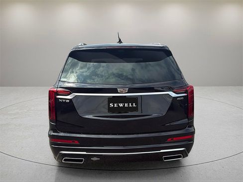 New 2025 Cadillac XT6 Premium Luxury w/ Technology Package image 4