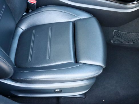 Used 2020 Mercedes-Benz CLA 250 image 22