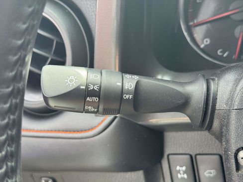 Used 2018 Toyota RAV4 SE w/ Power Extra Value Package image 16