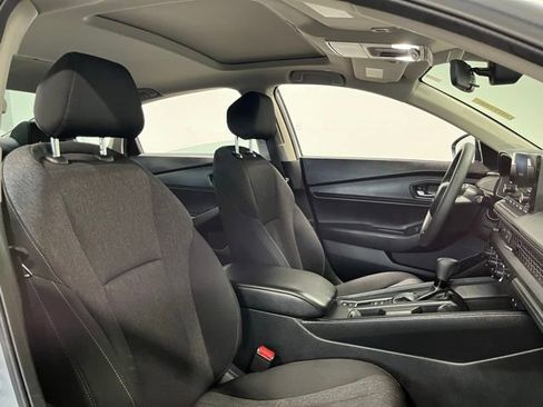 Used 2024 Honda Accord EX image 10