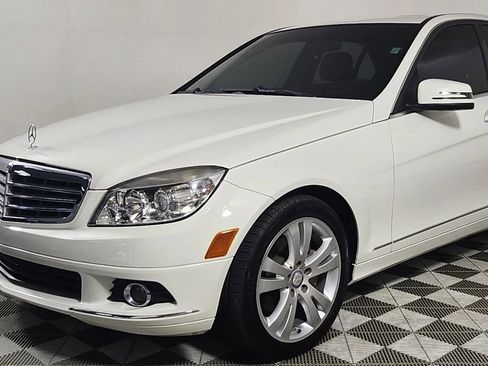 Used 2010 Mercedes-Benz C 300 C 300 Luxury Sedan 4D image 3