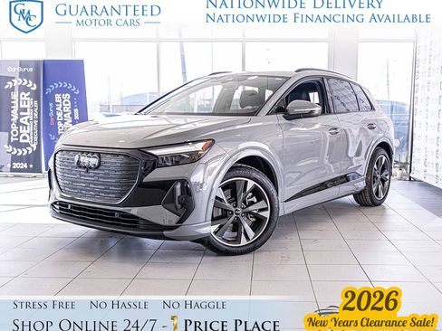 Used 2024 Audi Q4 e-tron Premium Plus w/ Premium Plus image 1