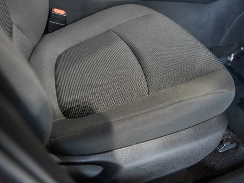 Certified 2025 Toyota RAV4 LE AWD/4WD image 29