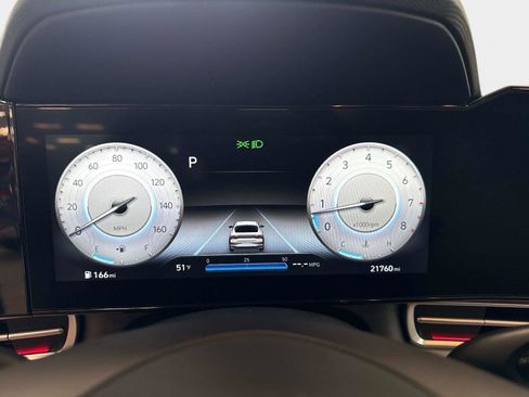 Used 2023 Hyundai Elantra Limited image 27