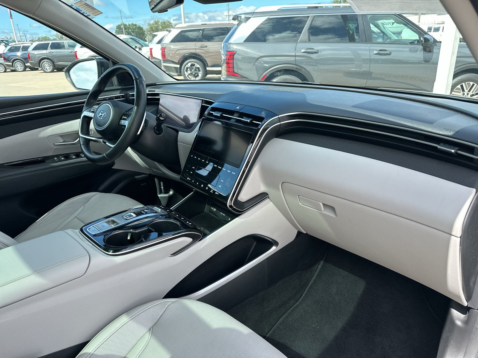 Used 2022 Hyundai Tucson Limited FWD image 5