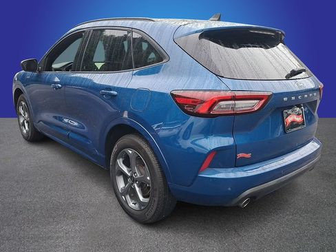 Used 2023 Ford Escape ST-Line w/ Tech Pack #1 AWD/4WD image 6