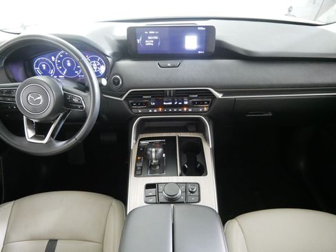 Used 2024 MAZDA CX-90 Plug-In Hybrid w/ Preferred AWD/4WD image 10