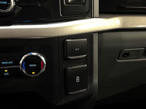 Used 2022 Ford F150 XLT w/ Equipment Group 301A Mid AWD/4WD image 27