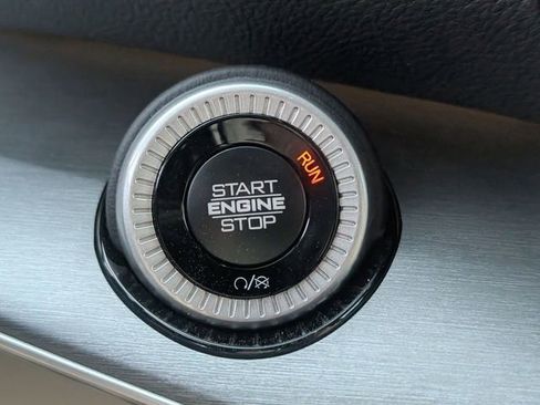 New 2026 Jeep Grand Wagoneer 2WD image 22