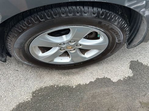 Used 2014 Toyota Sienna LE image 28