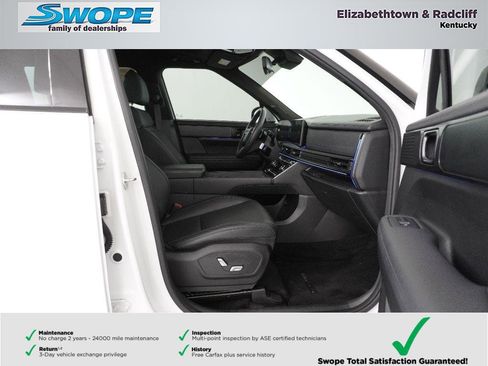 Certified 2024 Hyundai Santa Fe Calligraphy AWD/4WD image 9