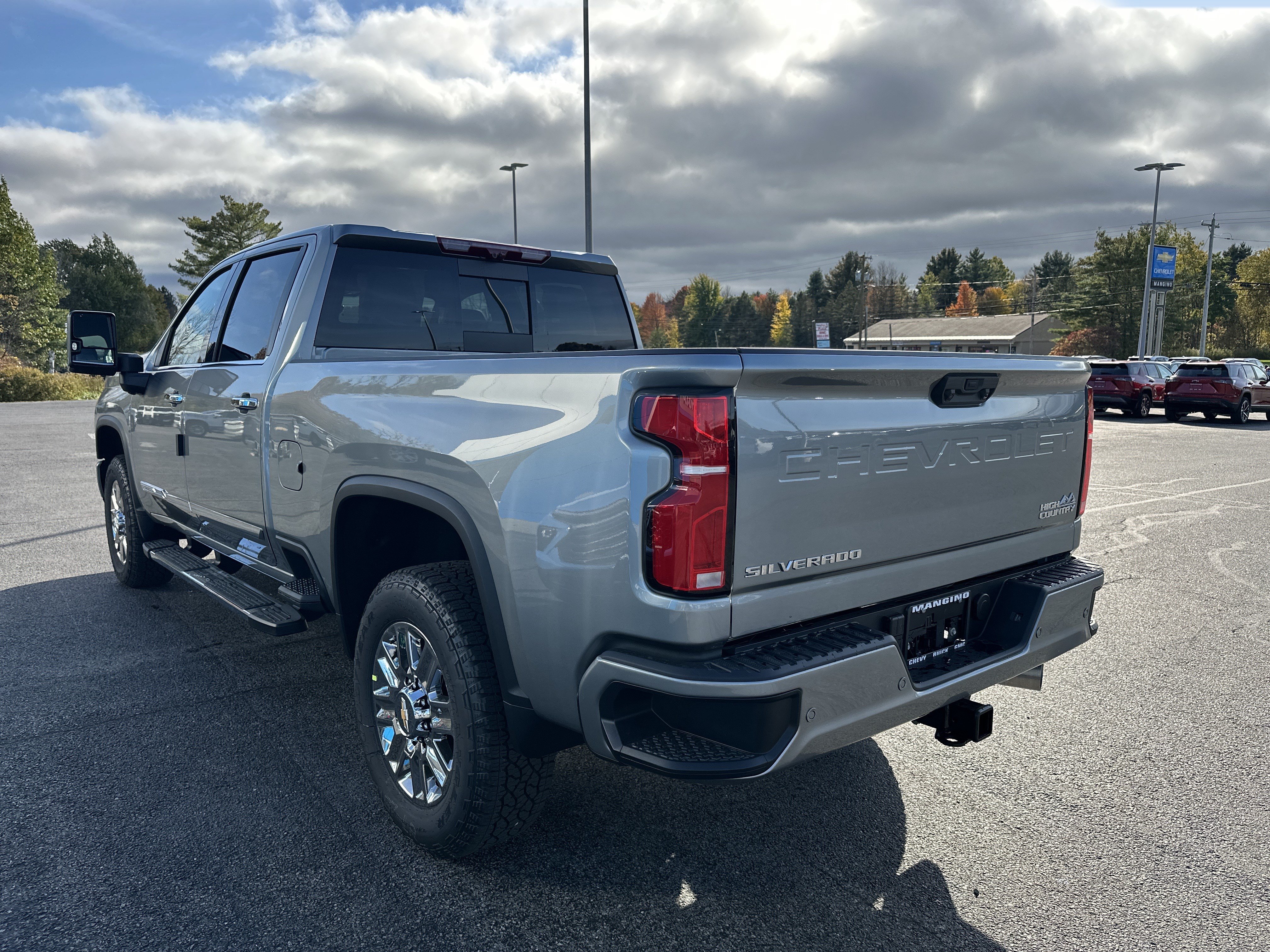 New 2026 Chevrolet Silverado 2500 High Country w/ High Country Premium Package AWD/4WD image 4