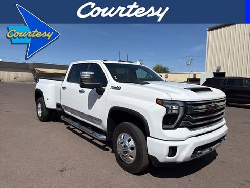 Used 2024 Chevrolet Silverado 3500 High Country w/ High Country Premium Package image 1
