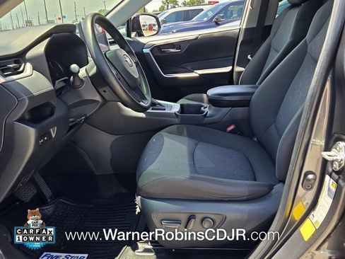Used 2023 Toyota RAV4 XLE FWD image 5