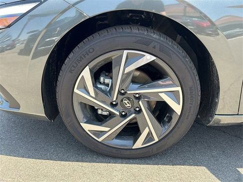New 2025 Hyundai Elantra Sport image 20