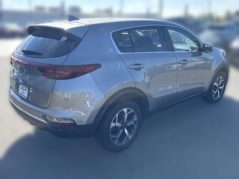 Used 2022 Kia Sportage LX FWD image 7