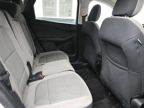 Used 2022 Ford Escape SE w/ SE Sport Appearance Package FWD image 10
