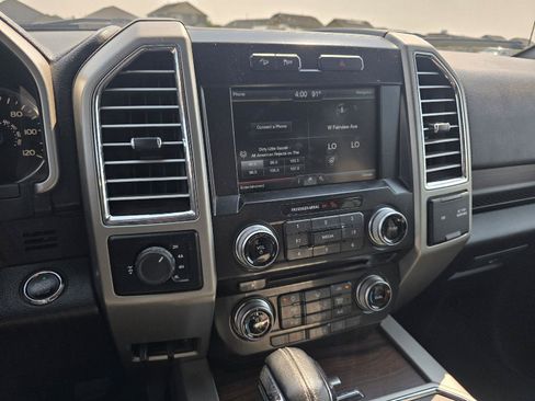 Used 2015 Ford F150 Lariat w/ Equipment Group 502A Luxury AWD/4WD image 17