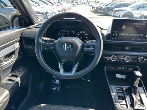 Used 2024 Honda CR-V Sport image 21