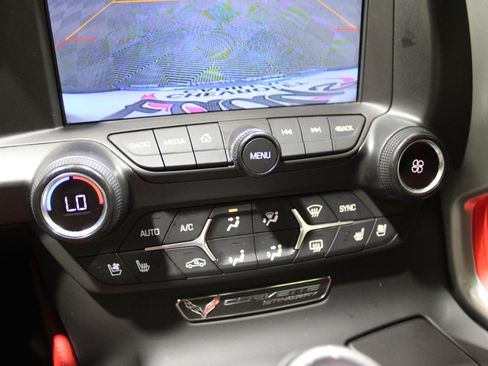 Used 2015 Chevrolet Corvette Z51 3LT w/ 3LT Preferred Equipment Group image 21