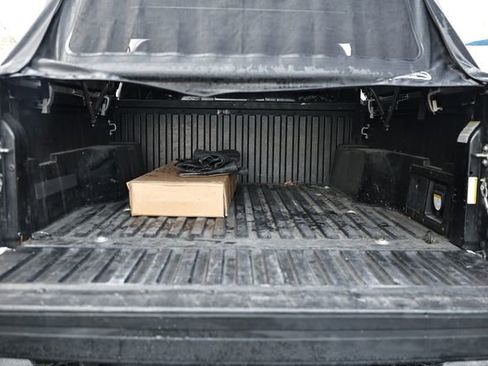 Used 2019 Toyota Tacoma TRD Sport image 33