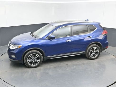 Used 2017 Nissan Rogue SL w/ SL Premium Package AWD/4WD image 34