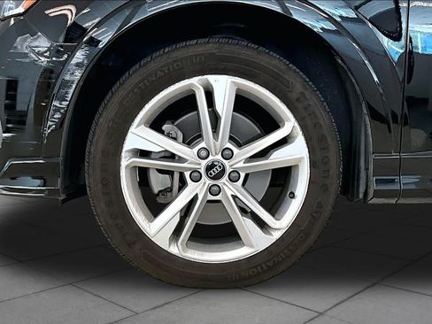 Used 2022 Audi Q3 2.0T Premium w/ Convenience Package AWD/4WD image 10