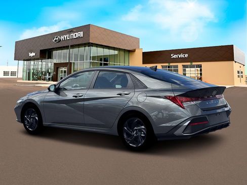 New 2026 Hyundai Elantra Sport FWD image 4
