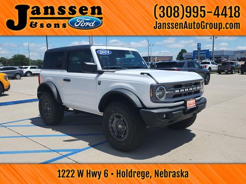 Used 2024 Ford Bronco Big Bend AWD/4WD image 3