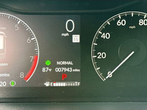 Used 2025 Honda Odyssey Sport-L image 13