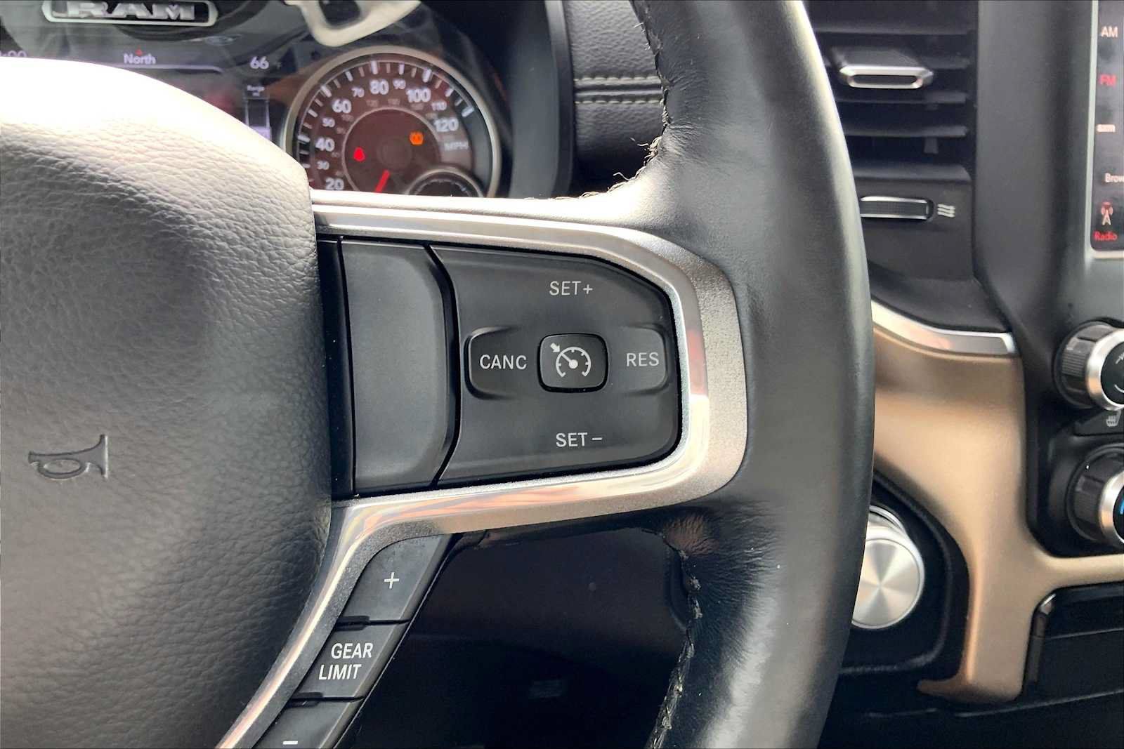 Used 2019 RAM 1500 Laramie AWD/4WD image 23