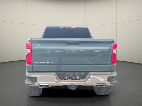 Used 2025 Chevrolet Silverado 1500 LTZ w/ LTZ Premium Package image 7