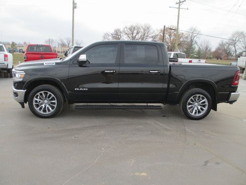 Used 2020 RAM 1500 Laramie image 9