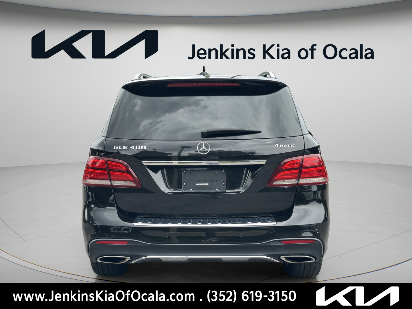 Used 2016 Mercedes-Benz GLE 400 4MATIC image 4
