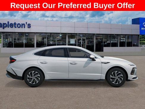 New 2026 Hyundai Sonata Blue FWD image 9