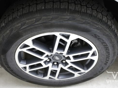 Used 2025 Ford Expedition Max Active image 10