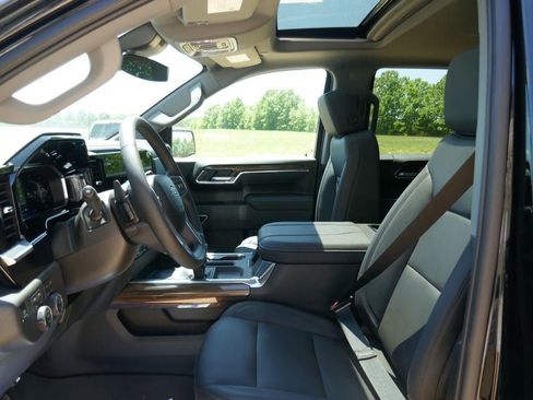New 2026 Chevrolet Silverado 1500 LT Trail Boss w/ LT Trail Boss Premium Package AWD/4WD image 17