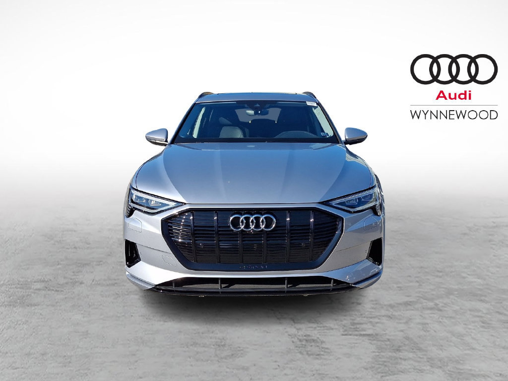 Certified 2023 Audi e-tron Premium Plus AWD/4WD image 2