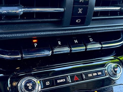 Used 2021 Lincoln Corsair FWD w/ Convenience Package image 22