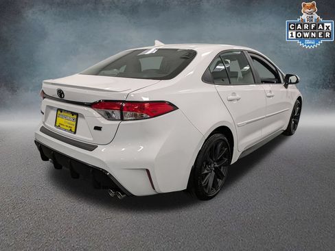 Used 2026 Toyota Corolla SE w/ SE Package FWD image 4