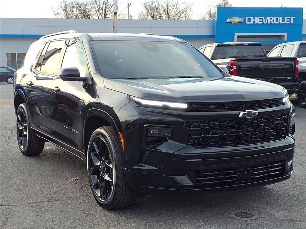 New 2026 Chevrolet Traverse RS w/ LPO, Floor Liner Package FWD image 5