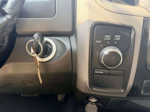 Used 2014 RAM 1500 Tradesman w/ Popular Equipment Group AWD/4WD image 39