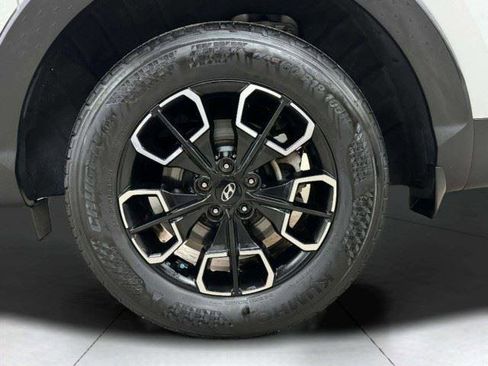 Used 2023 Hyundai Santa Cruz SEL w/ Activity Package FWD image 17